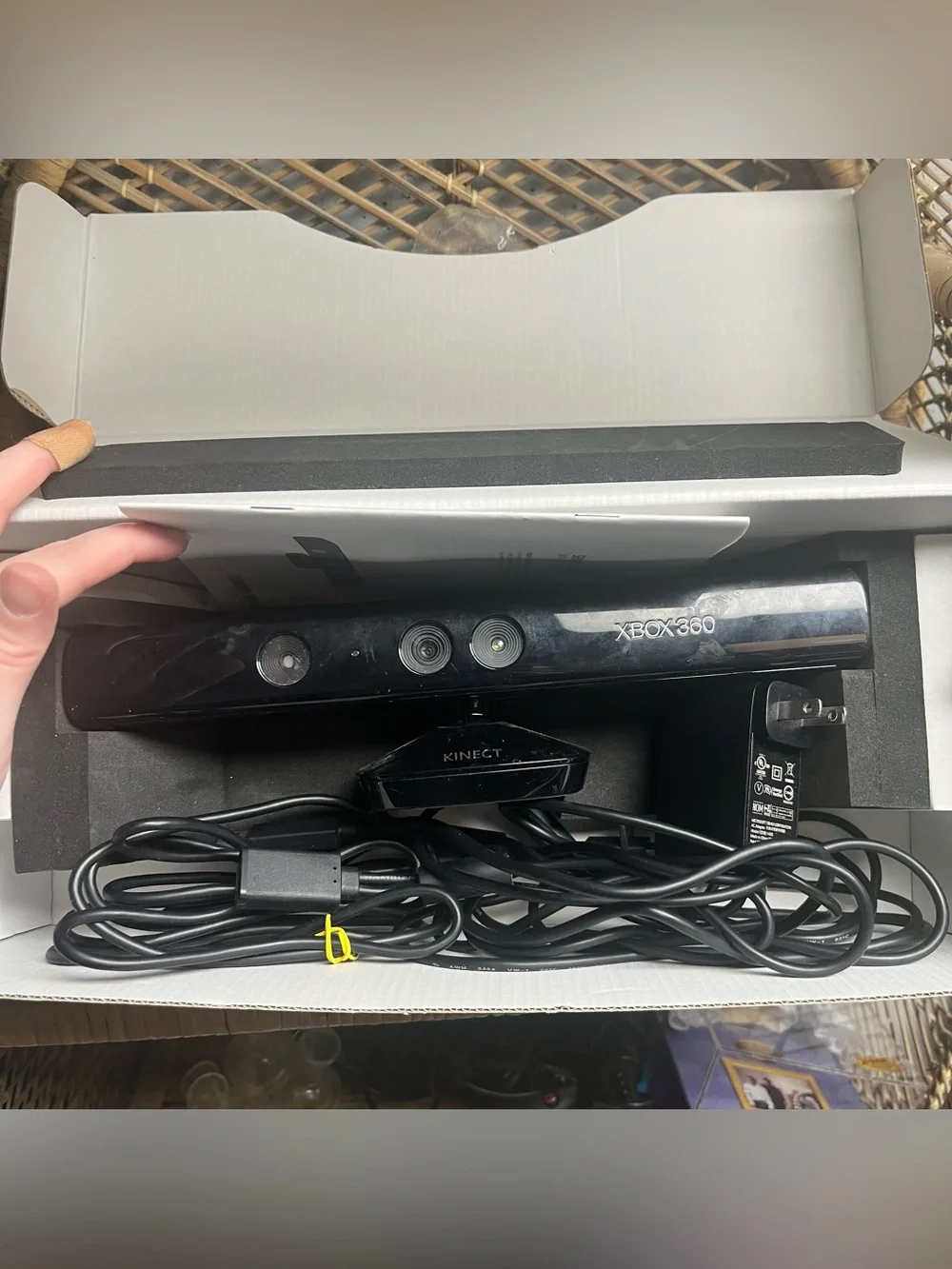 Kinect Sensor For Xbox 360 Tested and Working Includes 3 Games bundle